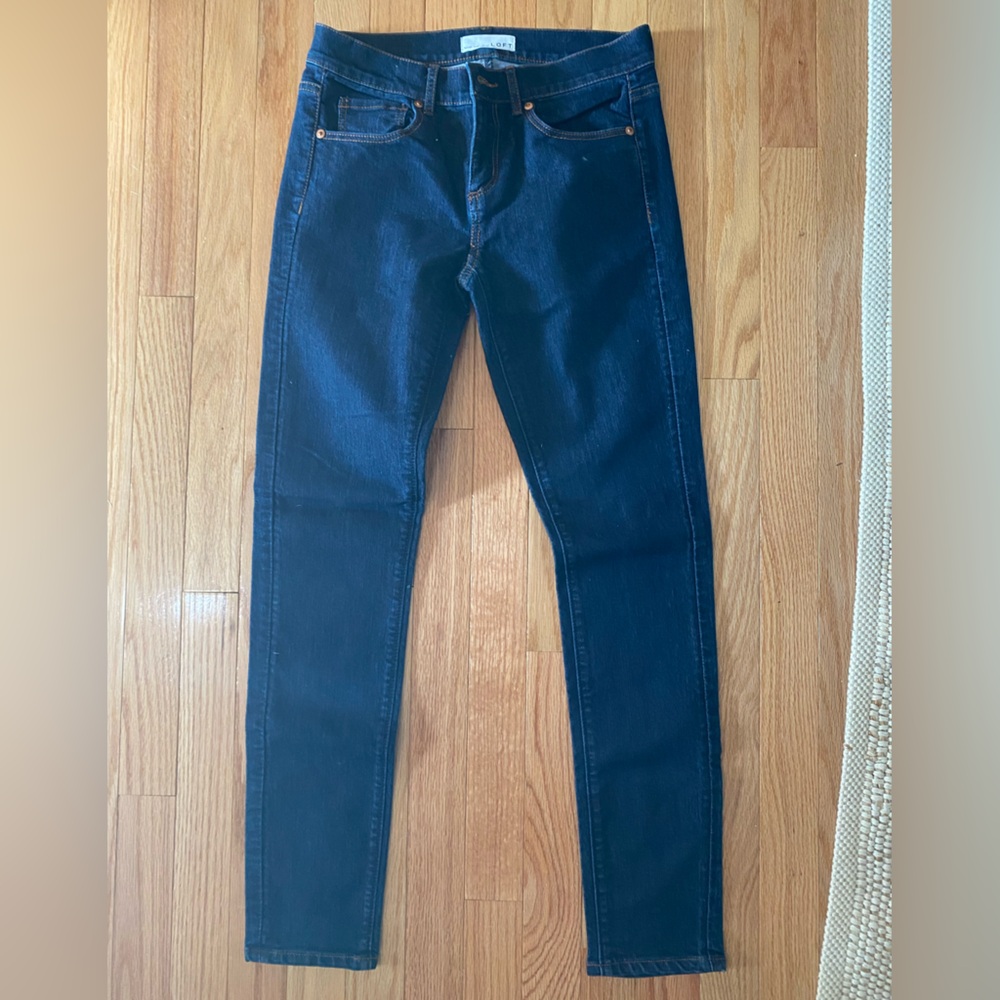LOFT NWOT Dark Wash Modern Skinny Jeans